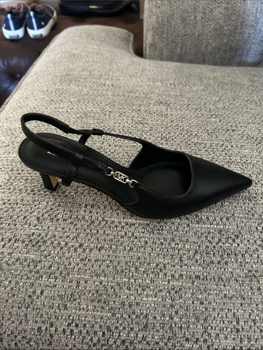 MICHAEL Michael Kors Black Pointed Slingback Mules with Silver Accent - Picture 2 of 4